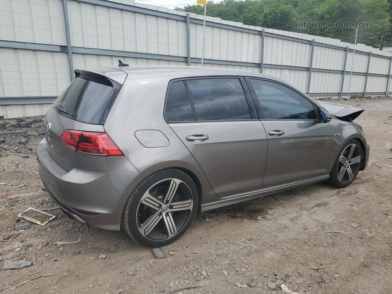 2015 Volkswagen Golf R  Silver vin: WVWLF7AU6FW268353