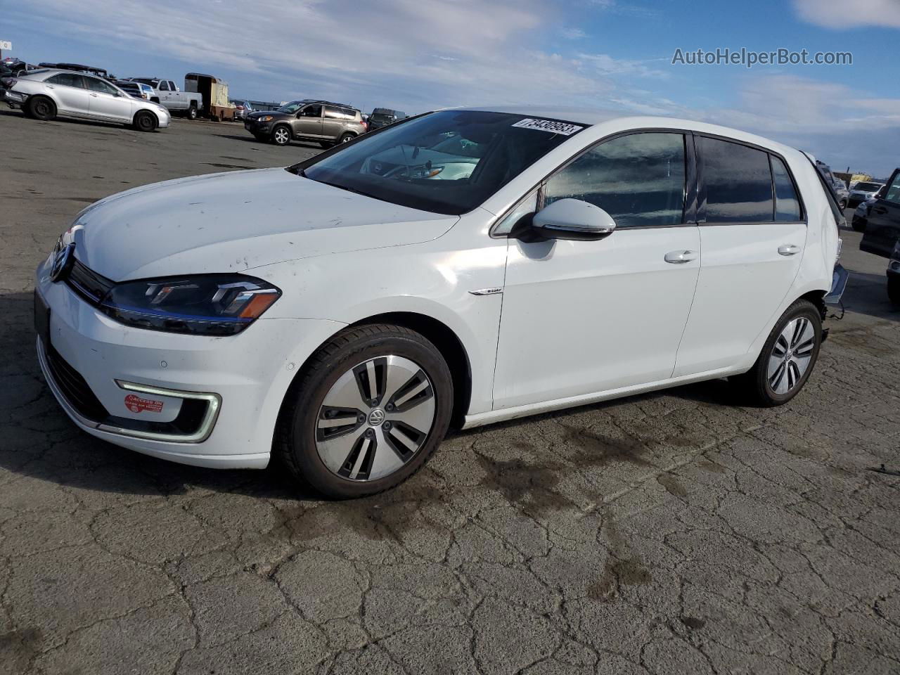 2016 Volkswagen E-golf Sel Premium Белый vin: WVWPP7AU1GW914009