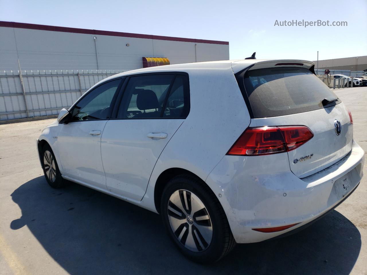 2016 Volkswagen E-golf Sel Premium Белый vin: WVWPP7AU9GW912461