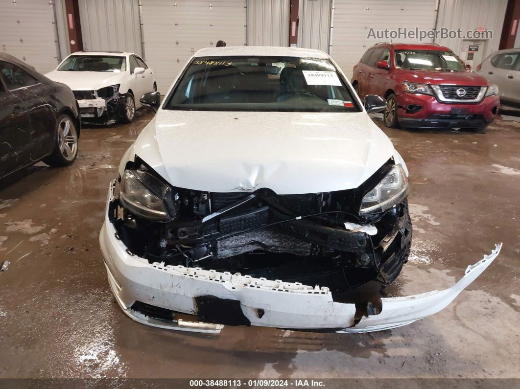 2016 Volkswagen Golf R 4-door White vin: WVWUF7AU4GW258877