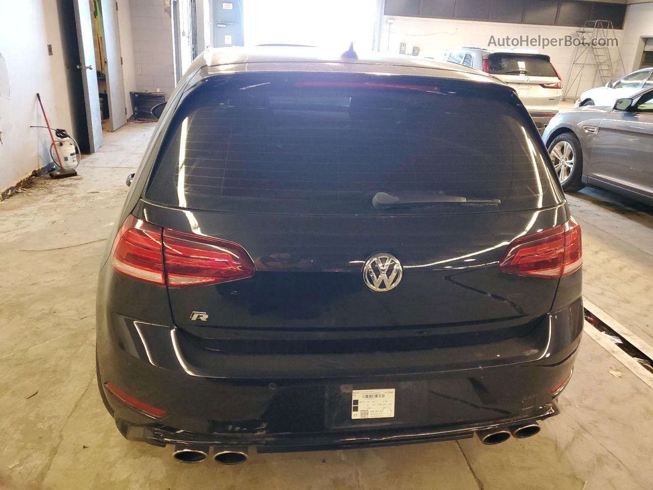 2019 Volkswagen Golf R  Black vin: WVWVA7AU7KW229093