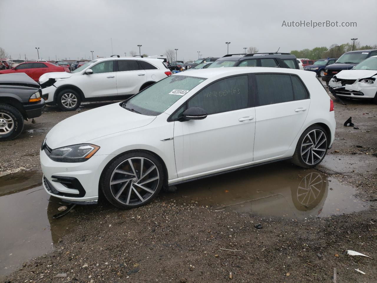 2019 Volkswagen Golf R  White vin: WVWVA7AU8KW222783