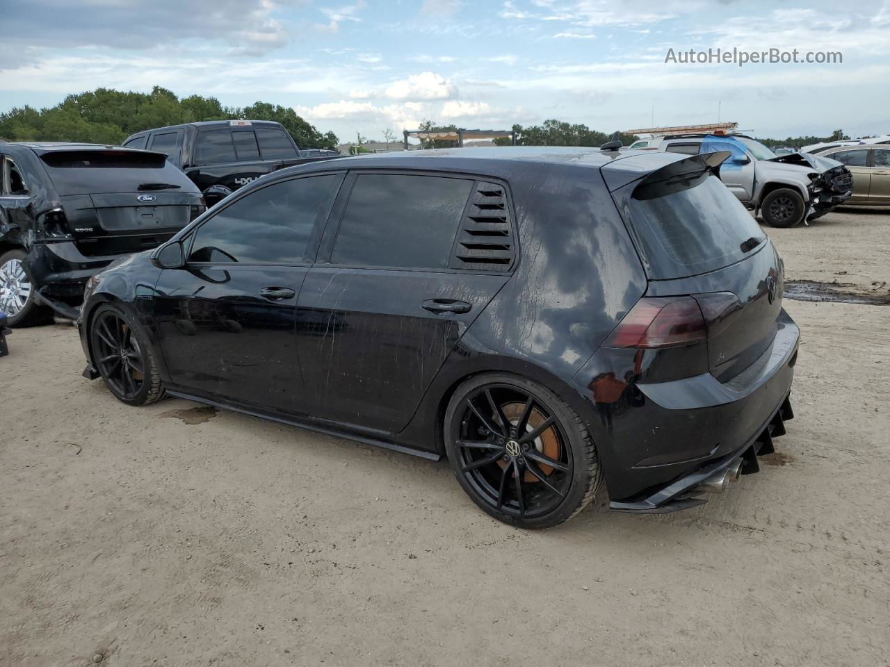 2019 Volkswagen Golf R  Black vin: WVWWA7AU7KW143884