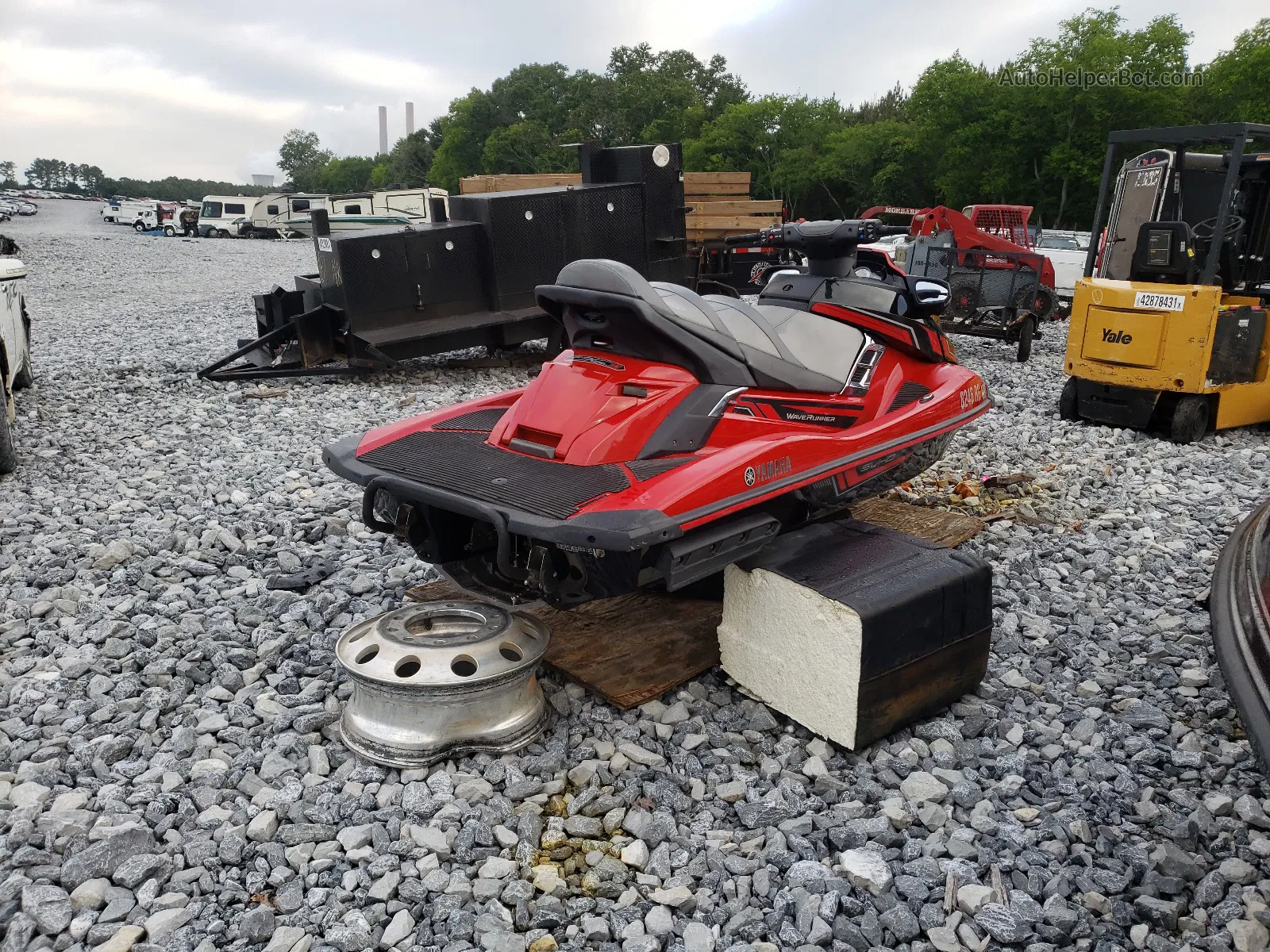 Price & History 2017 Yamaha Jet Ski vin YAMA1073I617 AutoHelperBot