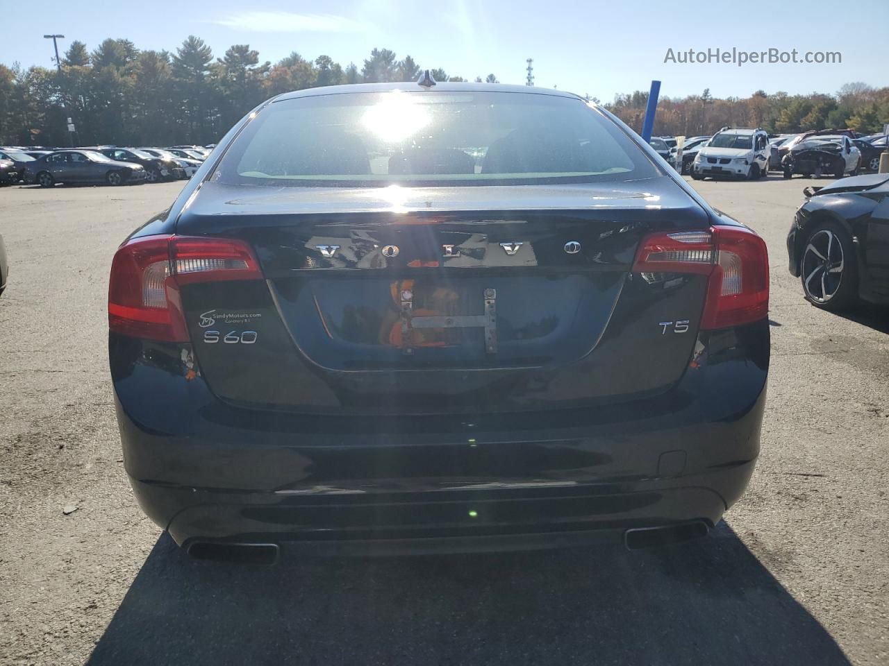 2015 Volvo S60 Premier Черный vin: YV126MFK2F2351393