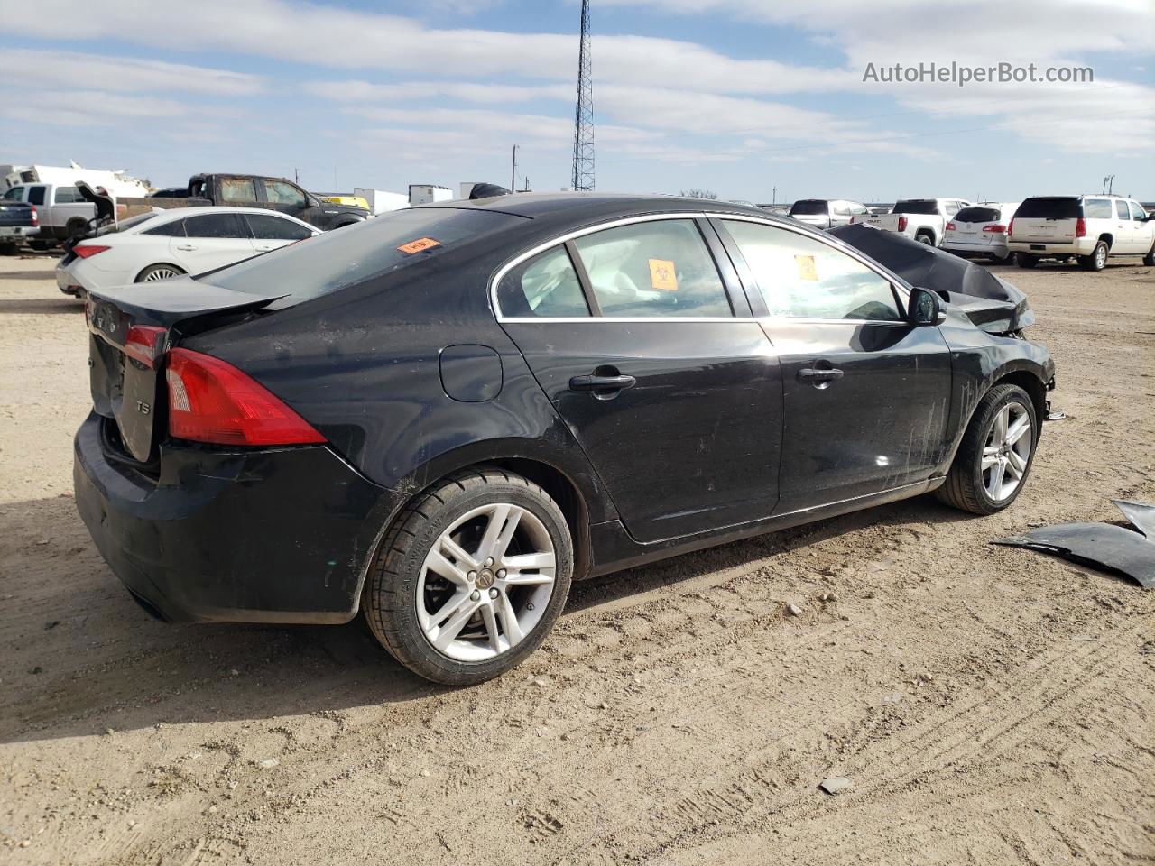 2015 Volvo S60 Premier Черный vin: YV126MFK7F1357230