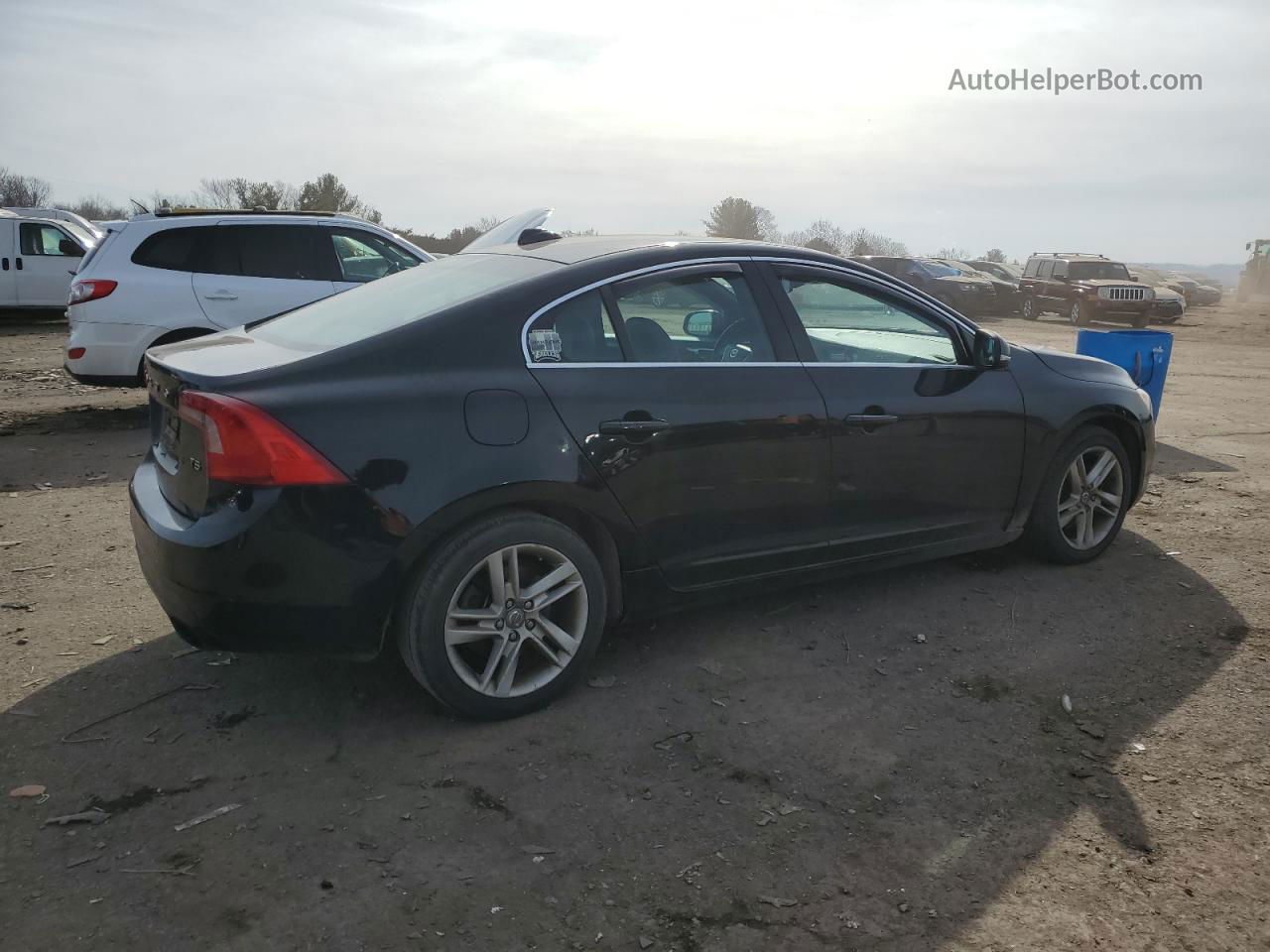 2015 Volvo S60 Premier Черный vin: YV126MFK9F1343863