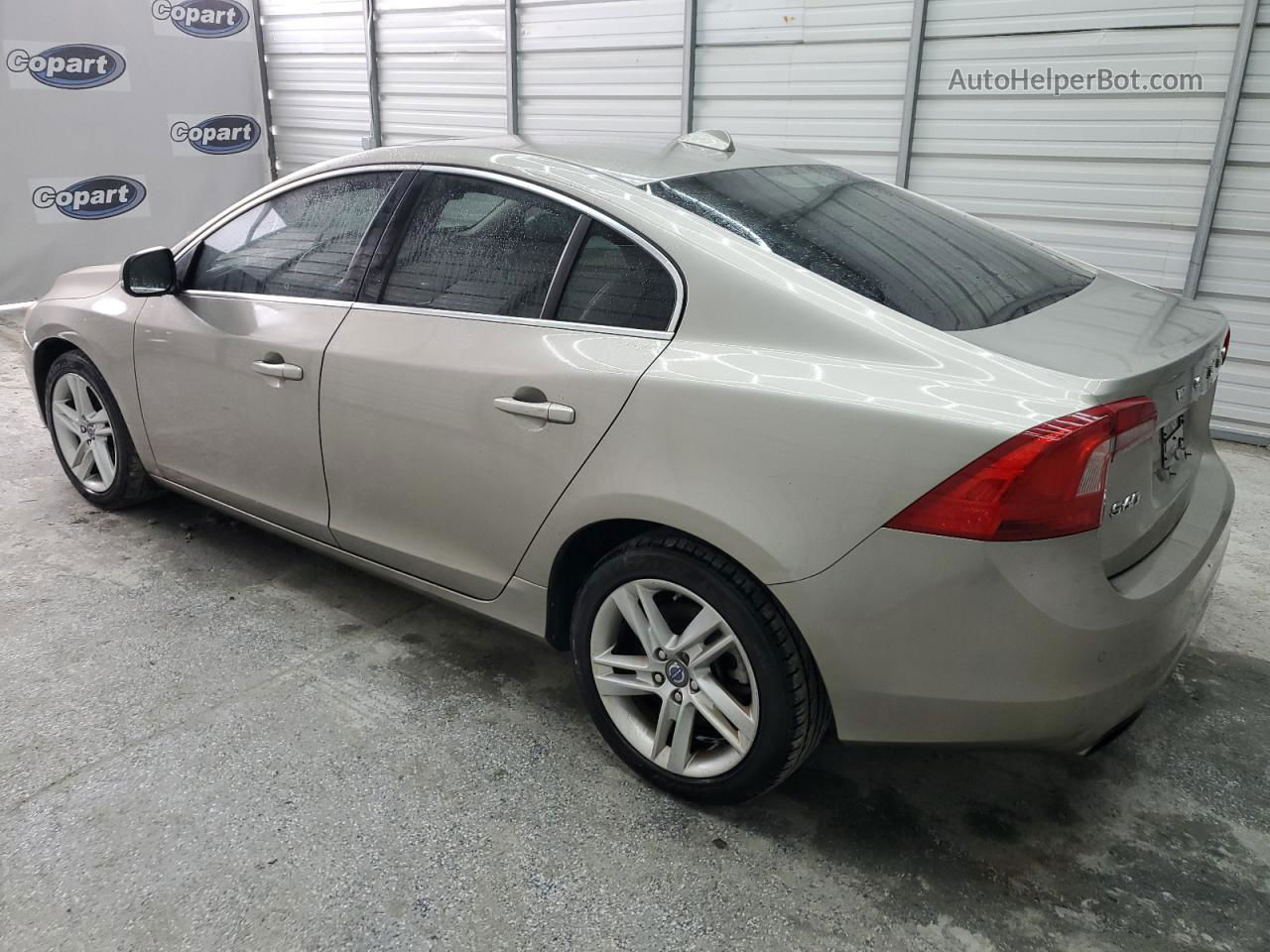 2015 Volvo S60 Premier+ Золотой vin: YV140MFC7F1309634