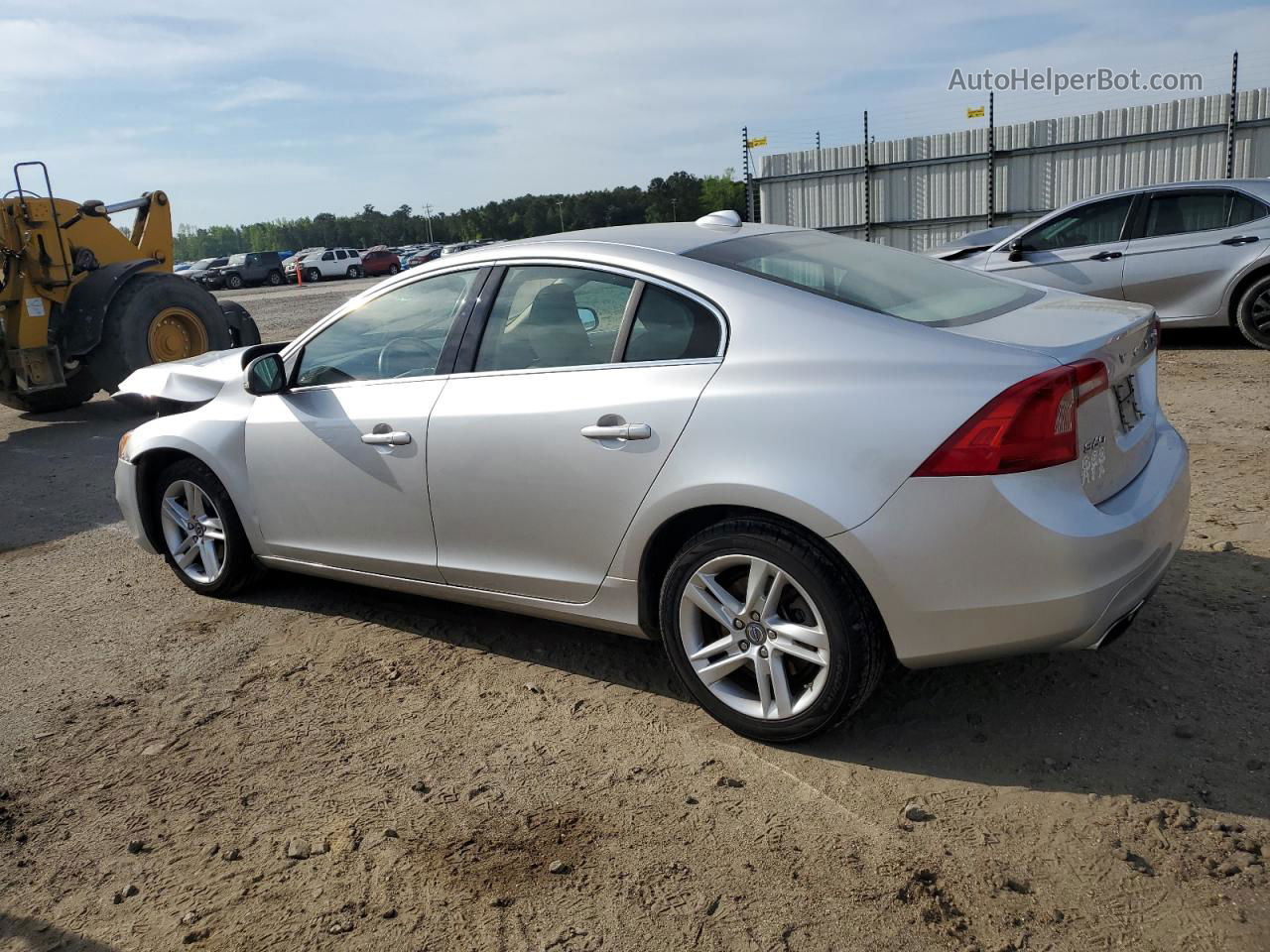 2015 Volvo S60 Premier Silver vin: YV140MFK6F1345984