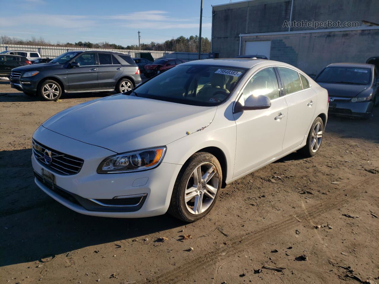 2015 Volvo S60 Platinum White vin: YV140MFM7F1347793