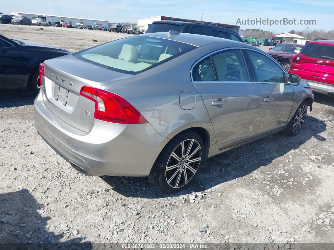 2015 Volvo S60 T5 Platinum Gold vin: YV140MFMXF1351790