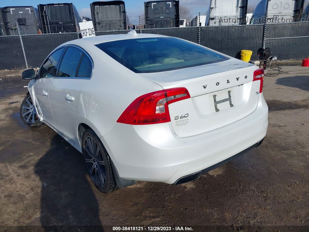 2015 Volvo S60 T6 Platinum Белый vin: YV149MFD9F1317376