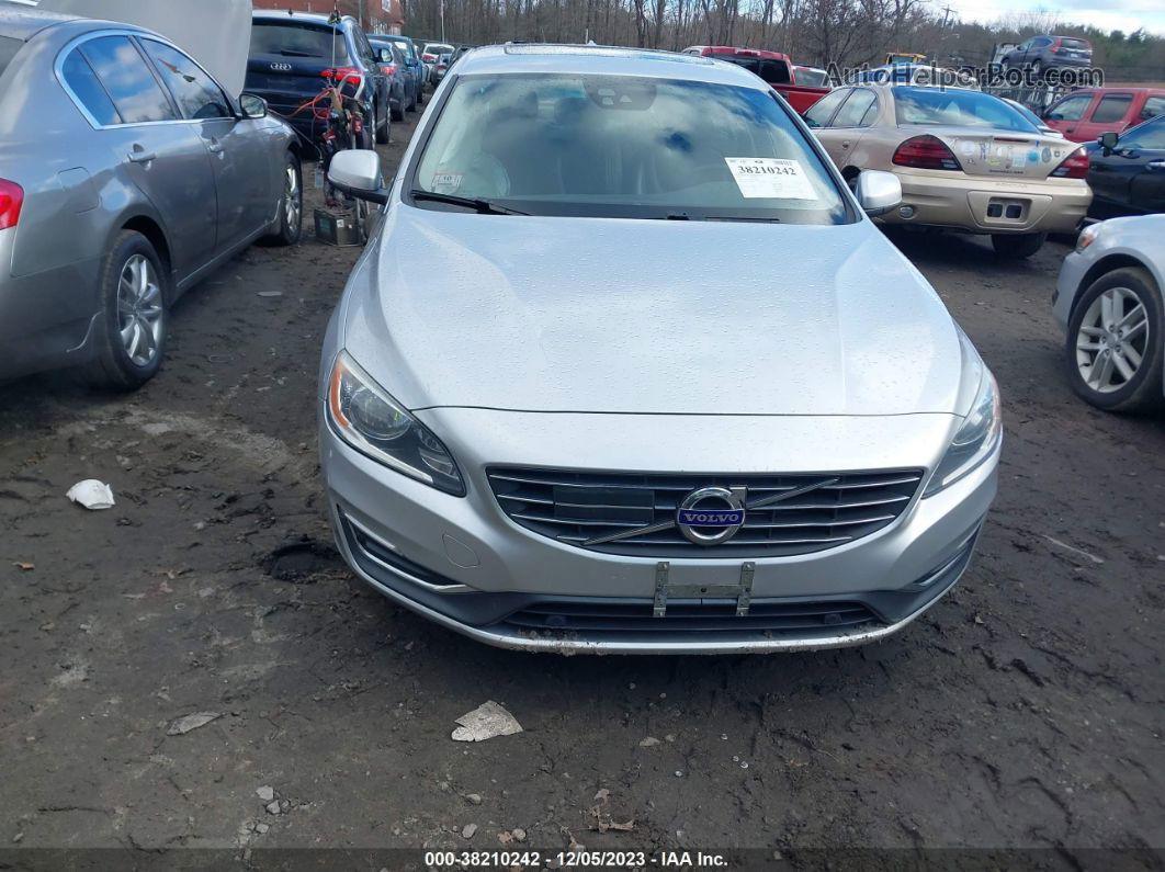 2015 Volvo S60 T5 Platinum Gray vin: YV1612TD5F1305184