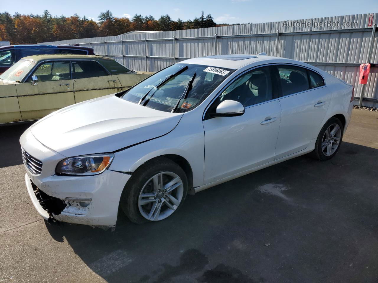 2015 Volvo S60 Platinum White vin: YV1612TD9F2301701