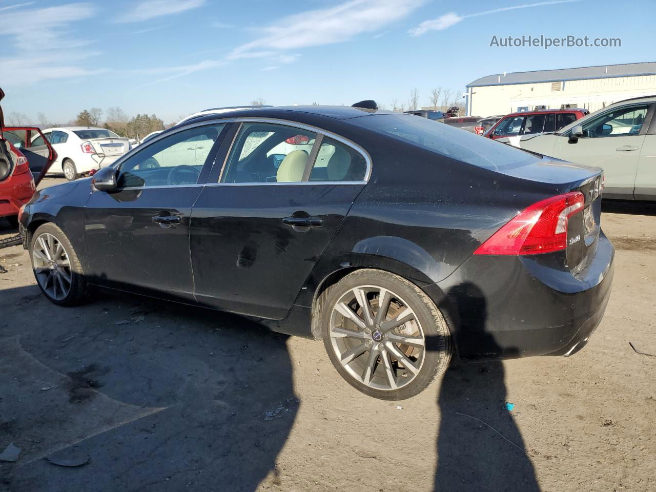 2015 Volvo S60 Premier Черный vin: YV1612TK1F1336026