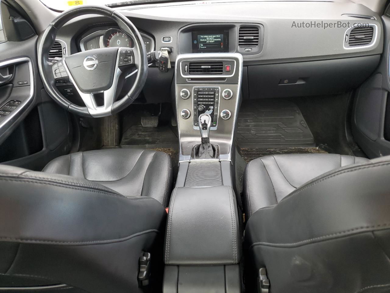 2015 Volvo S60 Premier Серебряный vin: YV1612TKXF2334821