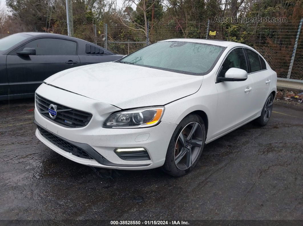 2015 Volvo S60 T6 R-design Platinum White vin: YV1902TH2F1318865