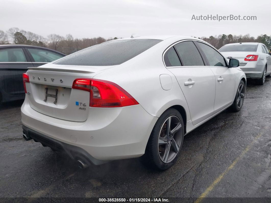 2015 Volvo S60 T6 R-design Platinum White vin: YV1902TH2F1318865