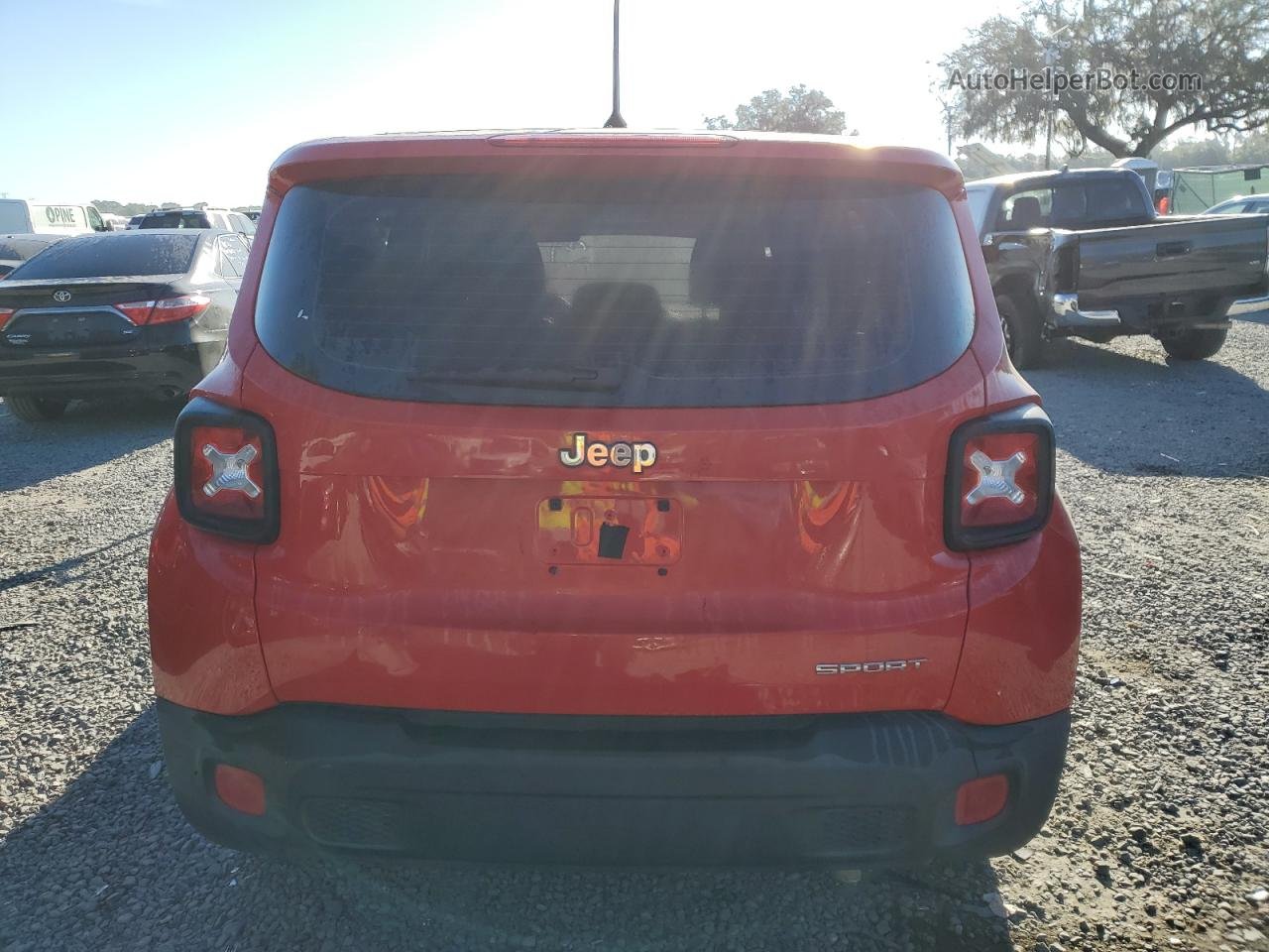 2015 Jeep Renegade Sport Red vin: ZACCJAAT2FPC00406