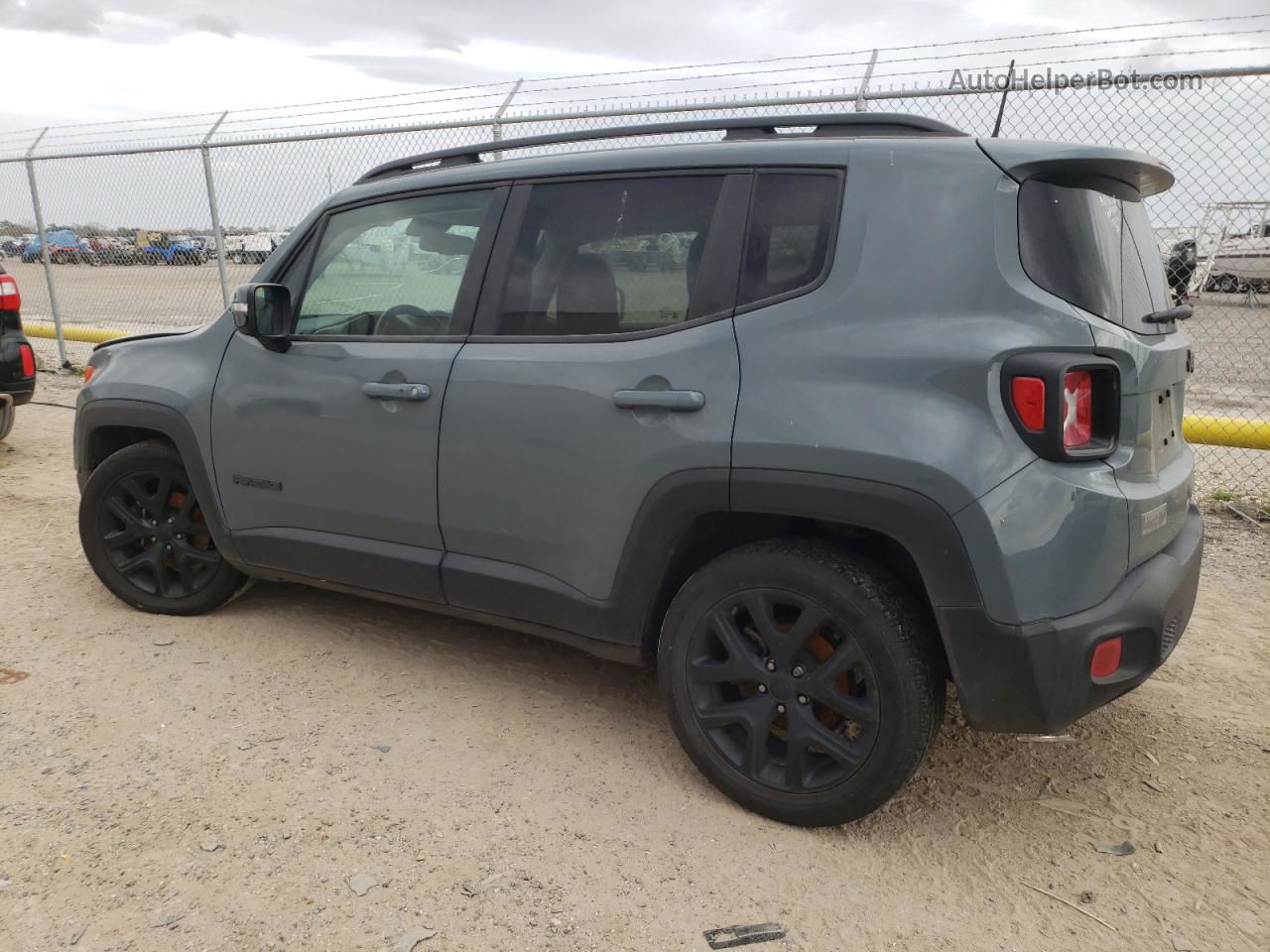 2018 Jeep Renegade Latitude Gray vin: ZACCJABB0JPH39508