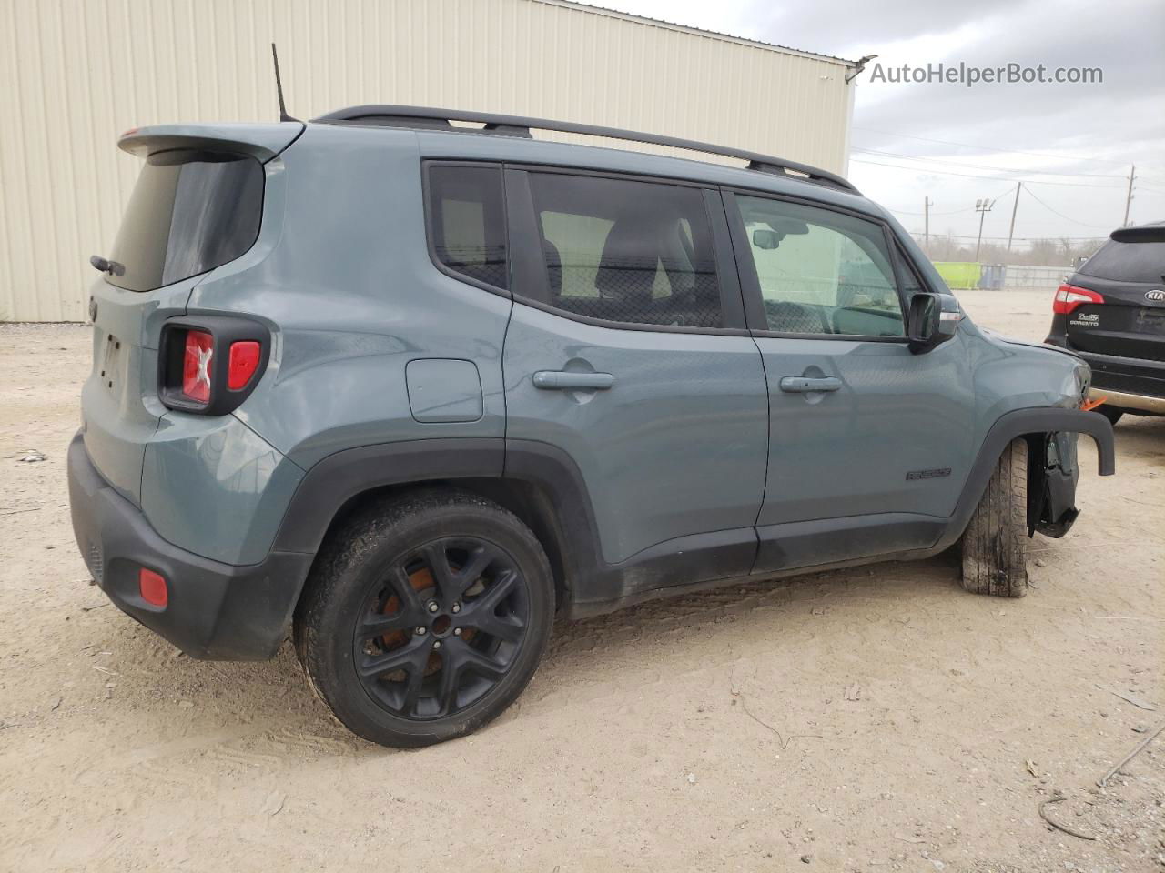 2018 Jeep Renegade Latitude Gray vin: ZACCJABB0JPH39508