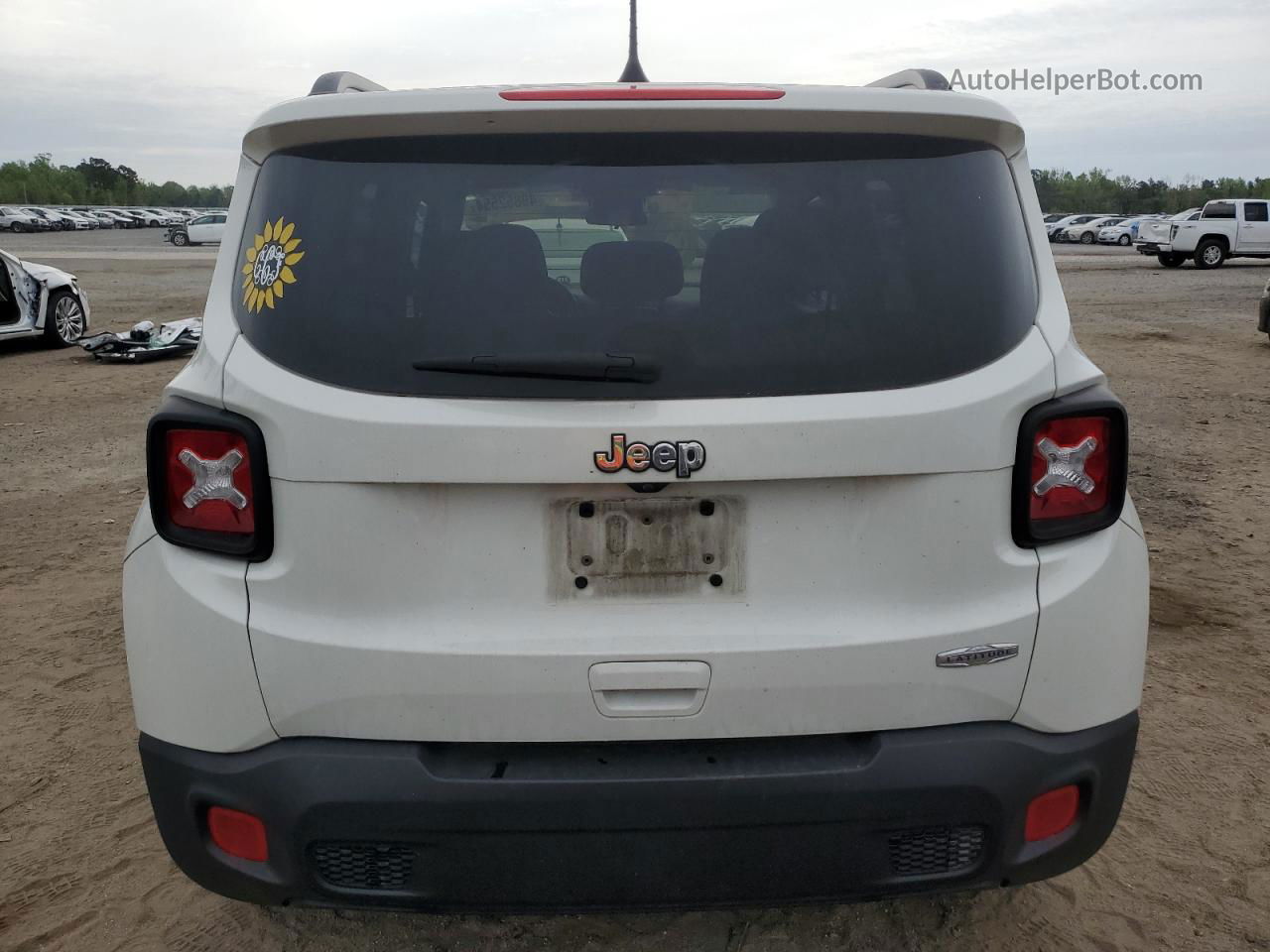 2018 Jeep Renegade Latitude White vin: ZACCJABB0JPJ32523