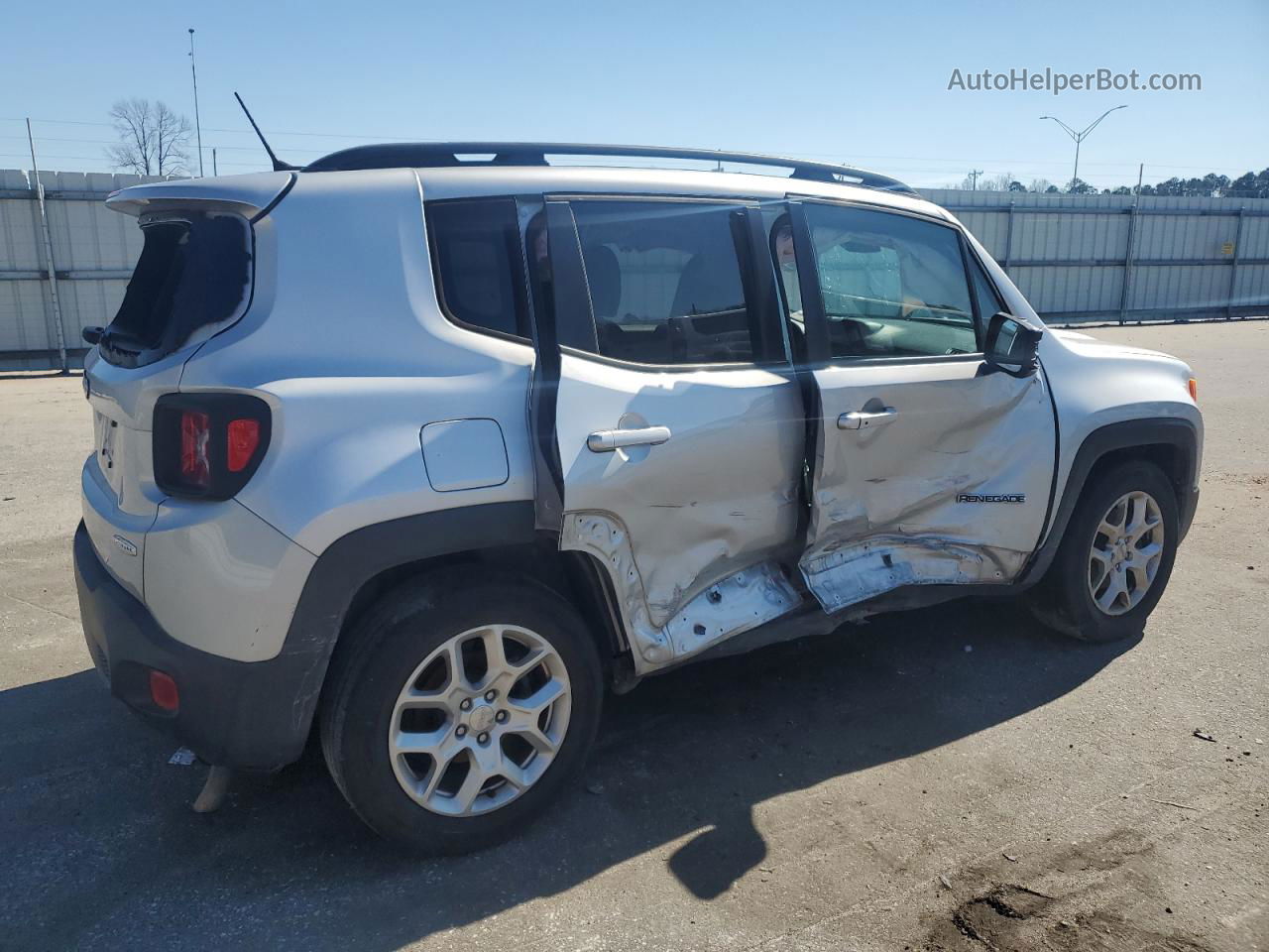 2017 Jeep Renegade Latitude Silver vin: ZACCJABB1HPG42909