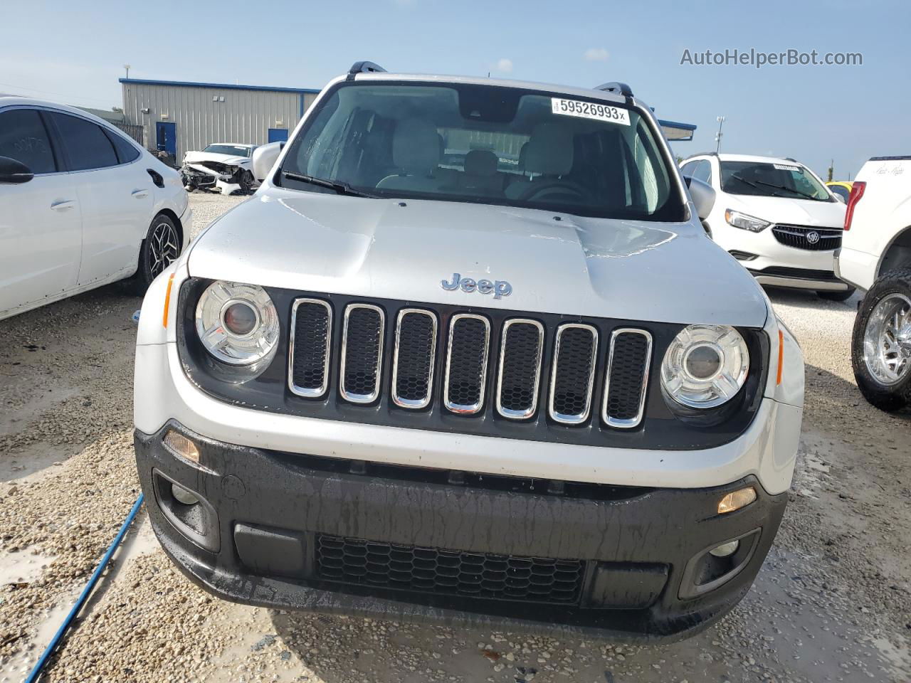 2018 Jeep Renegade Latitude Серебряный vin: ZACCJABB1JPH00264