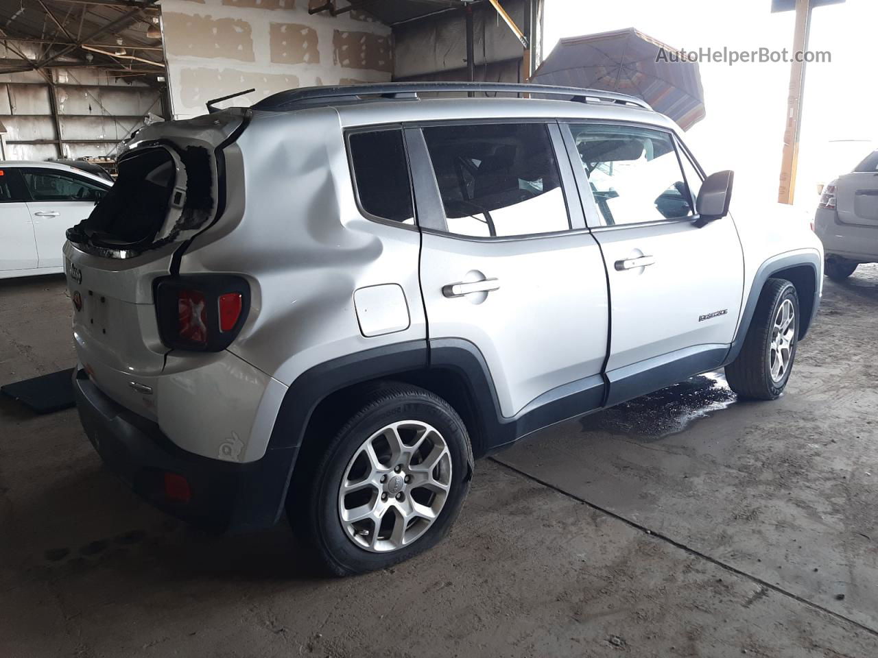 2017 Jeep Renegade Latitude Silver vin: ZACCJABB4HPE80421