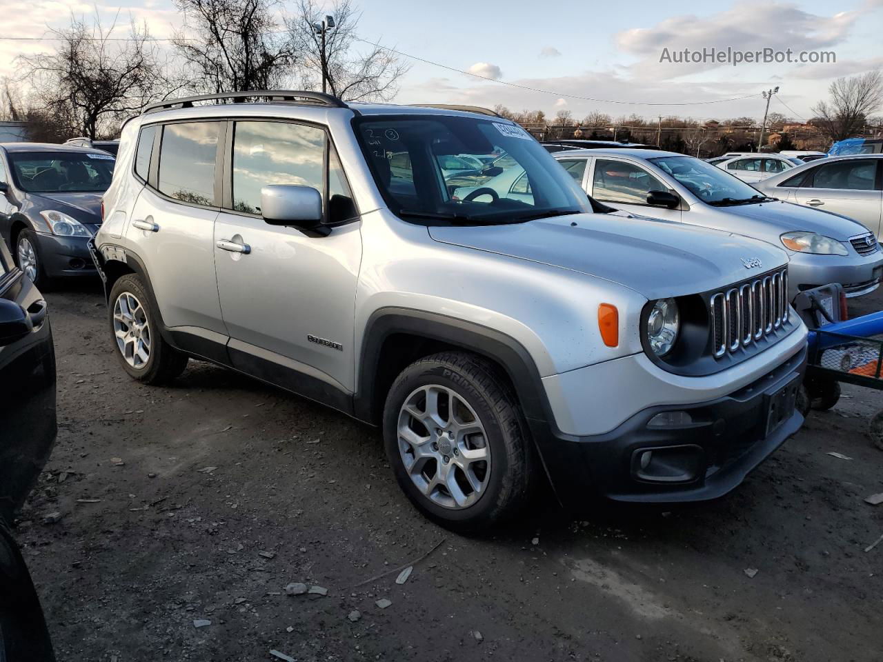 2018 Jeep Renegade Latitude Silver vin: ZACCJABB4JPH57977