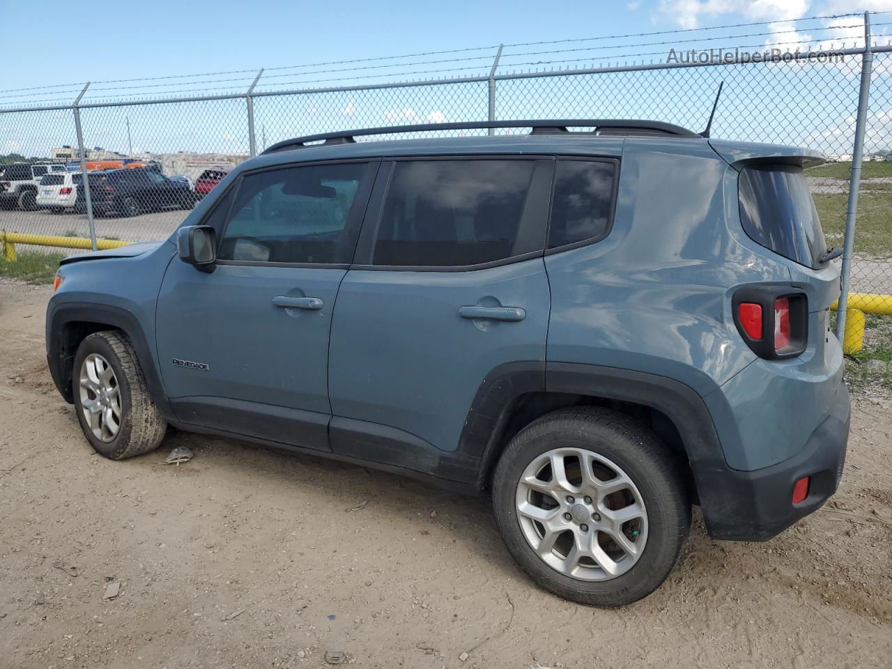 2018 Jeep Renegade Latitude Gray vin: ZACCJABB4JPJ32945