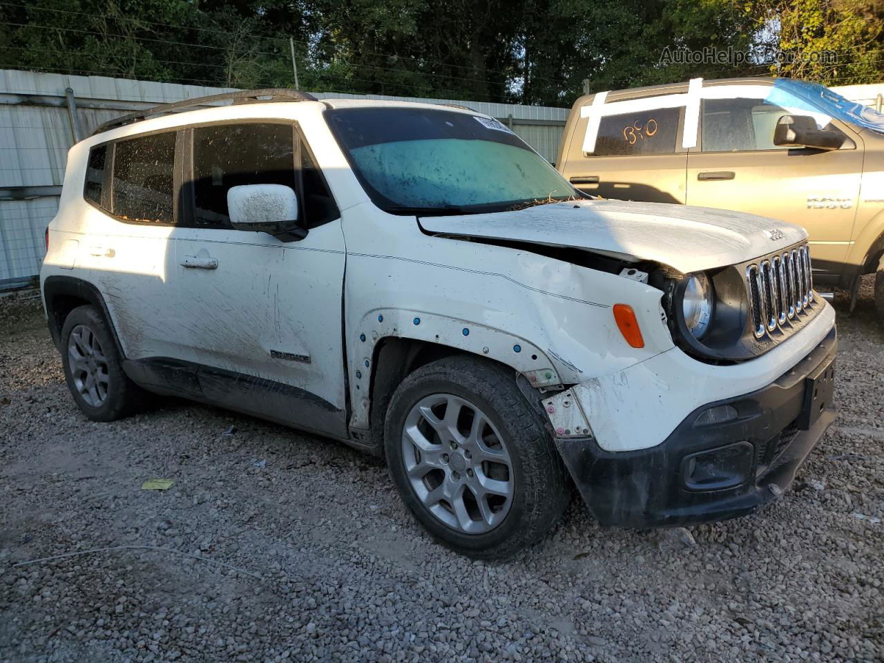 2017 Jeep Renegade Latitude White vin: ZACCJABB6HPF49013