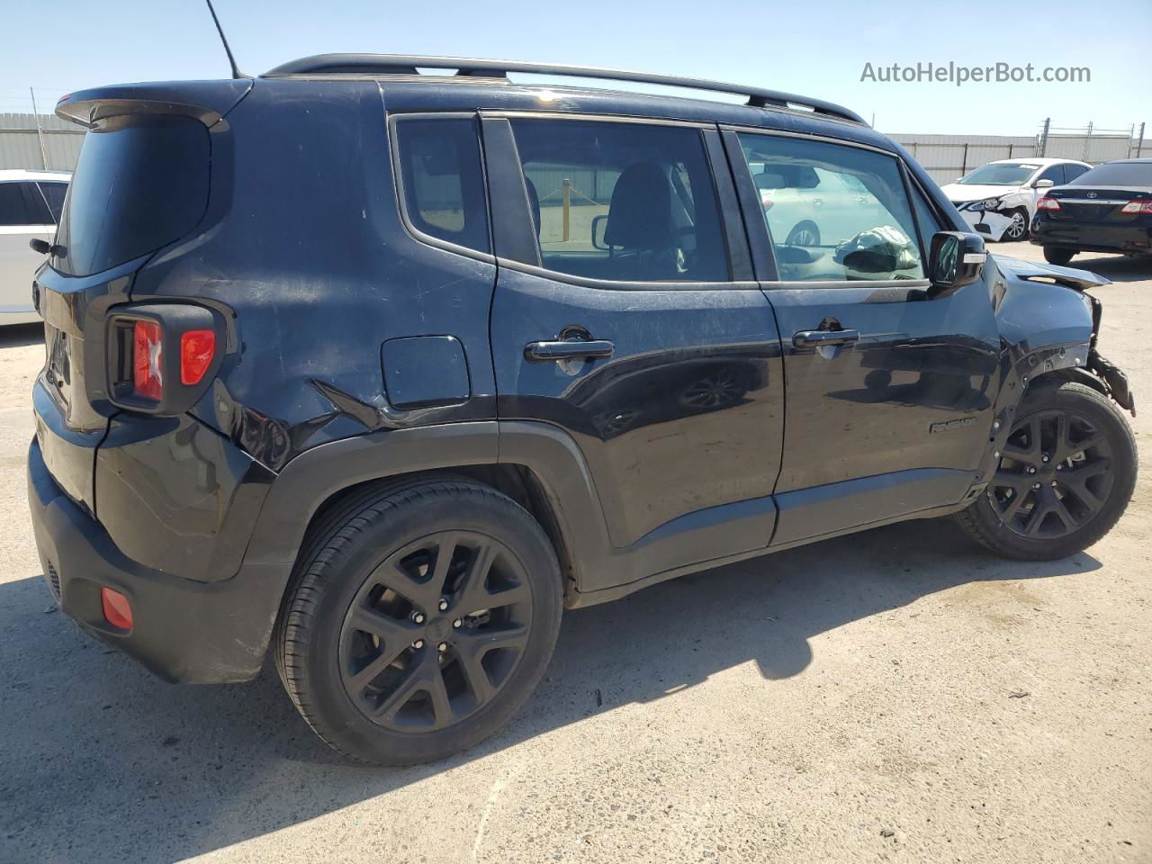 2018 Jeep Renegade Latitude Черный vin: ZACCJABB6JPJ47009