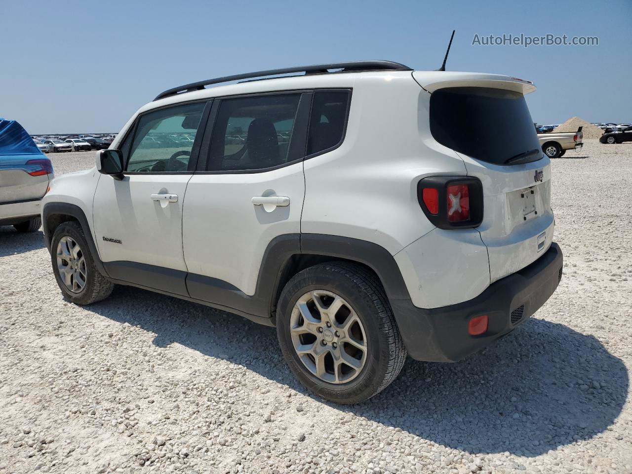 2018 Jeep Renegade Latitude White vin: ZACCJABB7JPJ04301