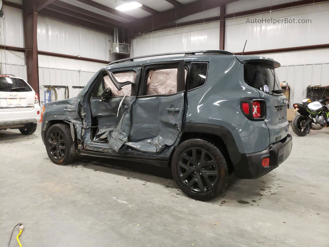 2018 Jeep Renegade Latitude Gray vin: ZACCJABB7JPJ40604