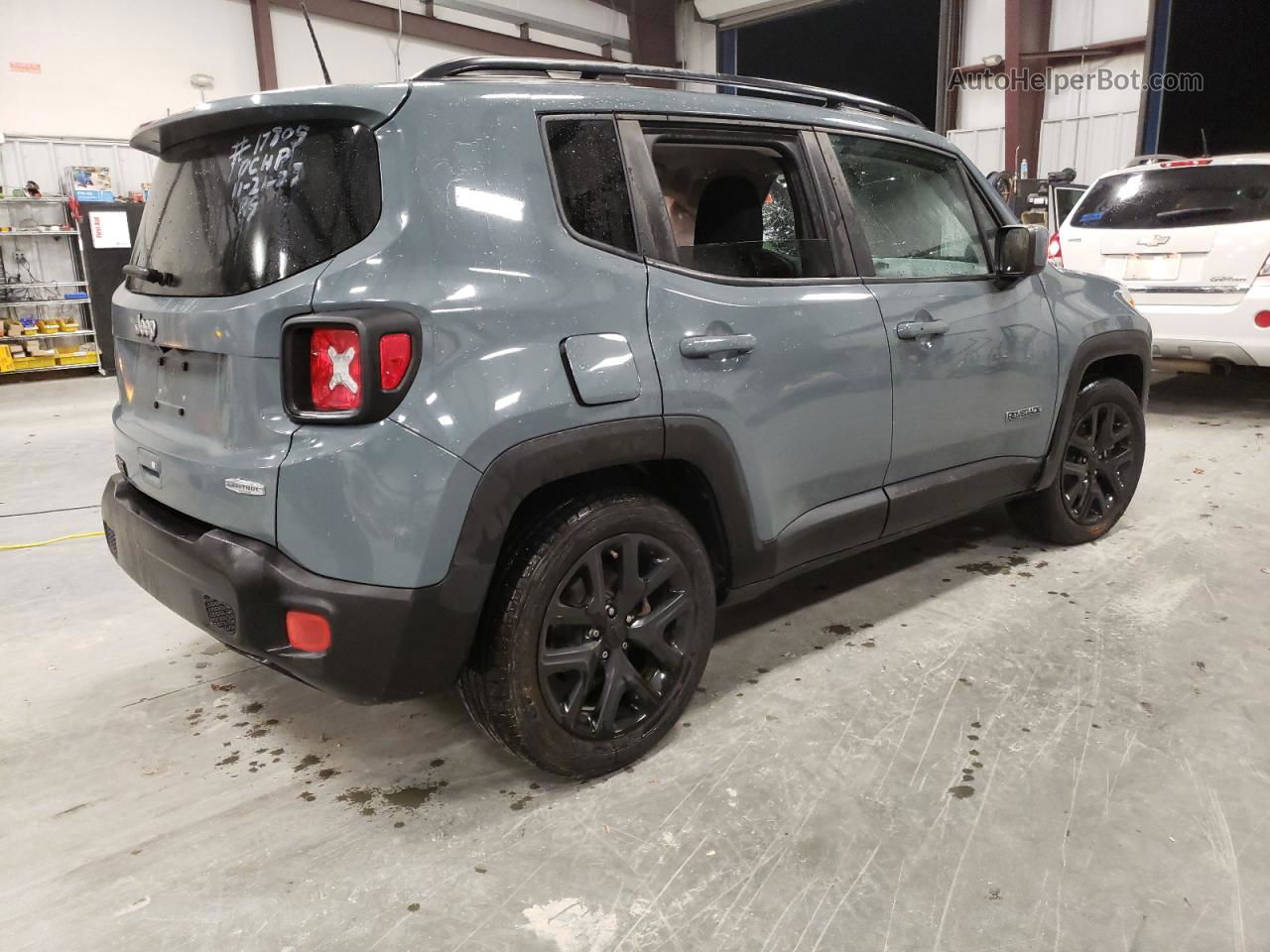 2018 Jeep Renegade Latitude Gray vin: ZACCJABB7JPJ40604