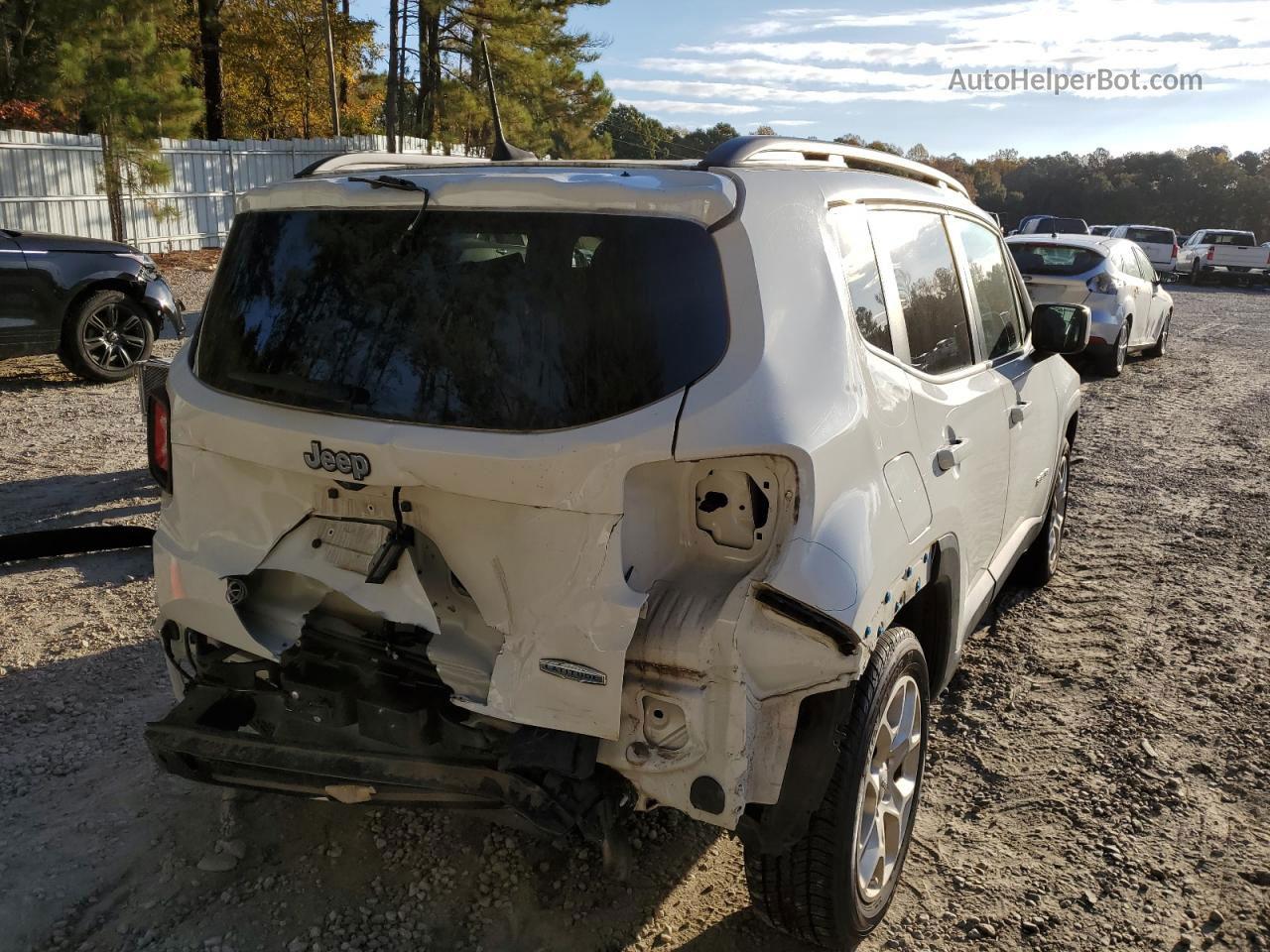 2018 Jeep Renegade Latitude Белый vin: ZACCJABB8JPJ32558