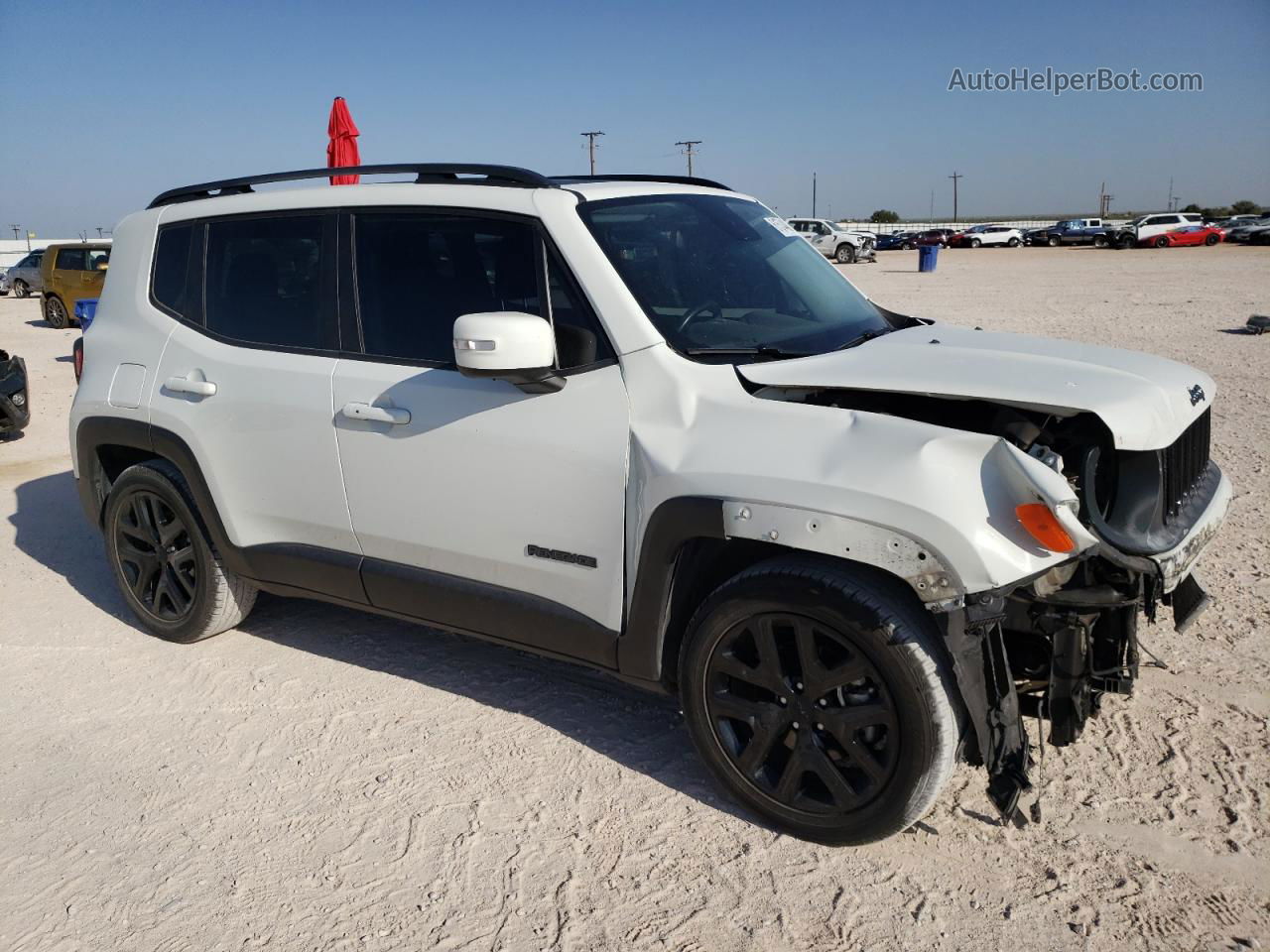 2017 Jeep Renegade Latitude White vin: ZACCJABBXHPF54604