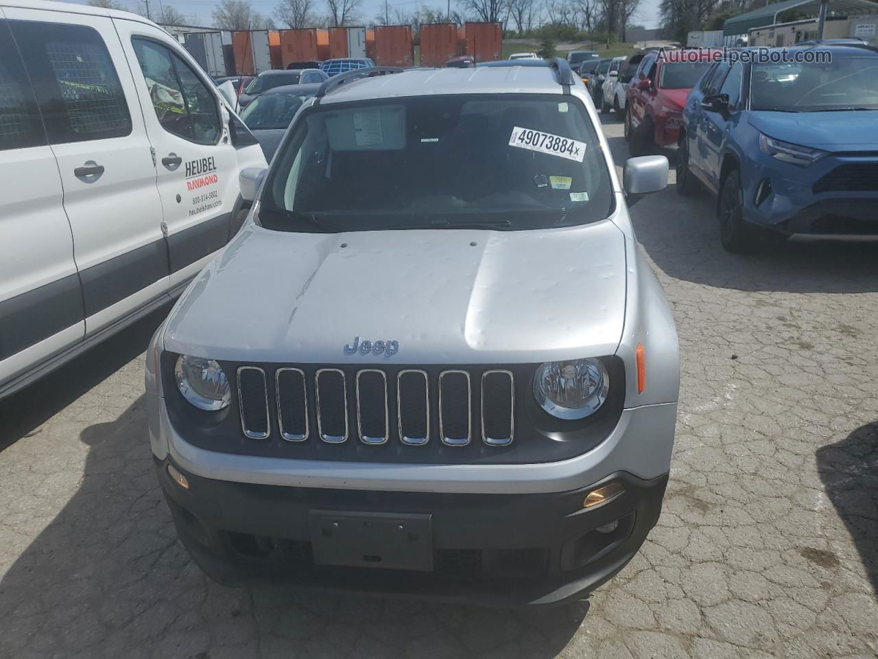 2018 Jeep Renegade Latitude Серебряный vin: ZACCJABBXJPJ16913