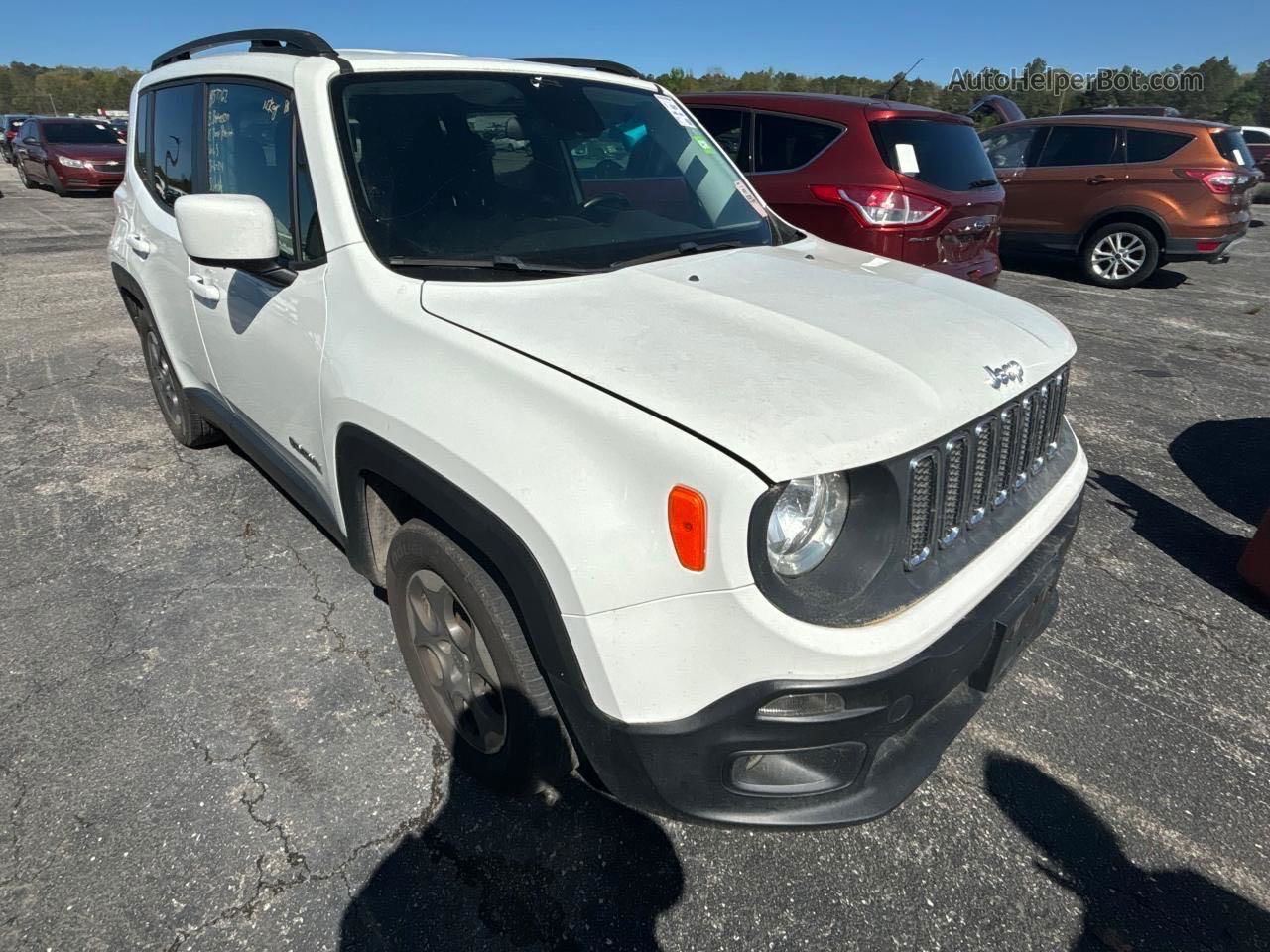 2015 Jeep Renegade Latitude White vin: ZACCJABH0FPB57762