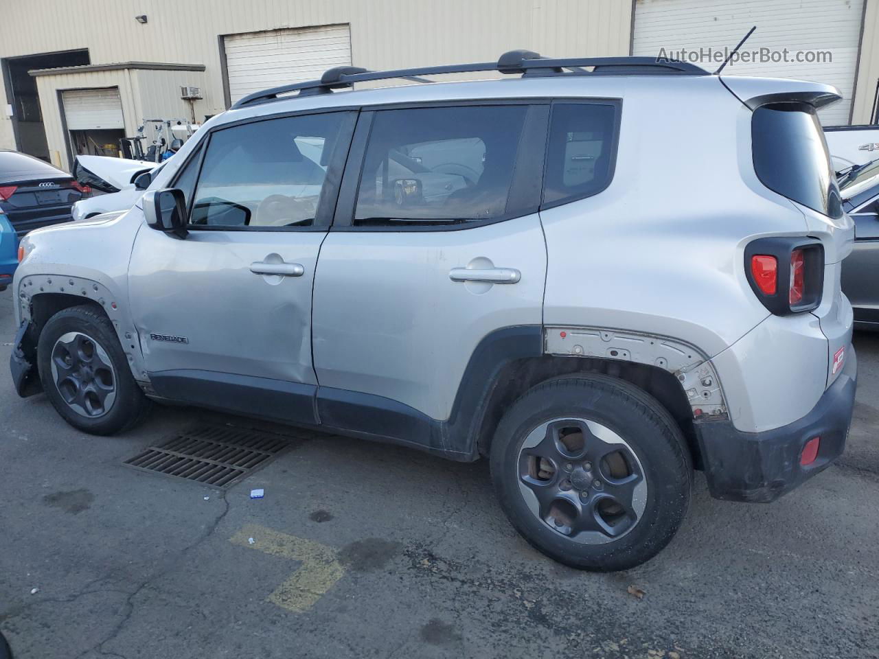 2015 Jeep Renegade Latitude Silver vin: ZACCJABH4FPC05407