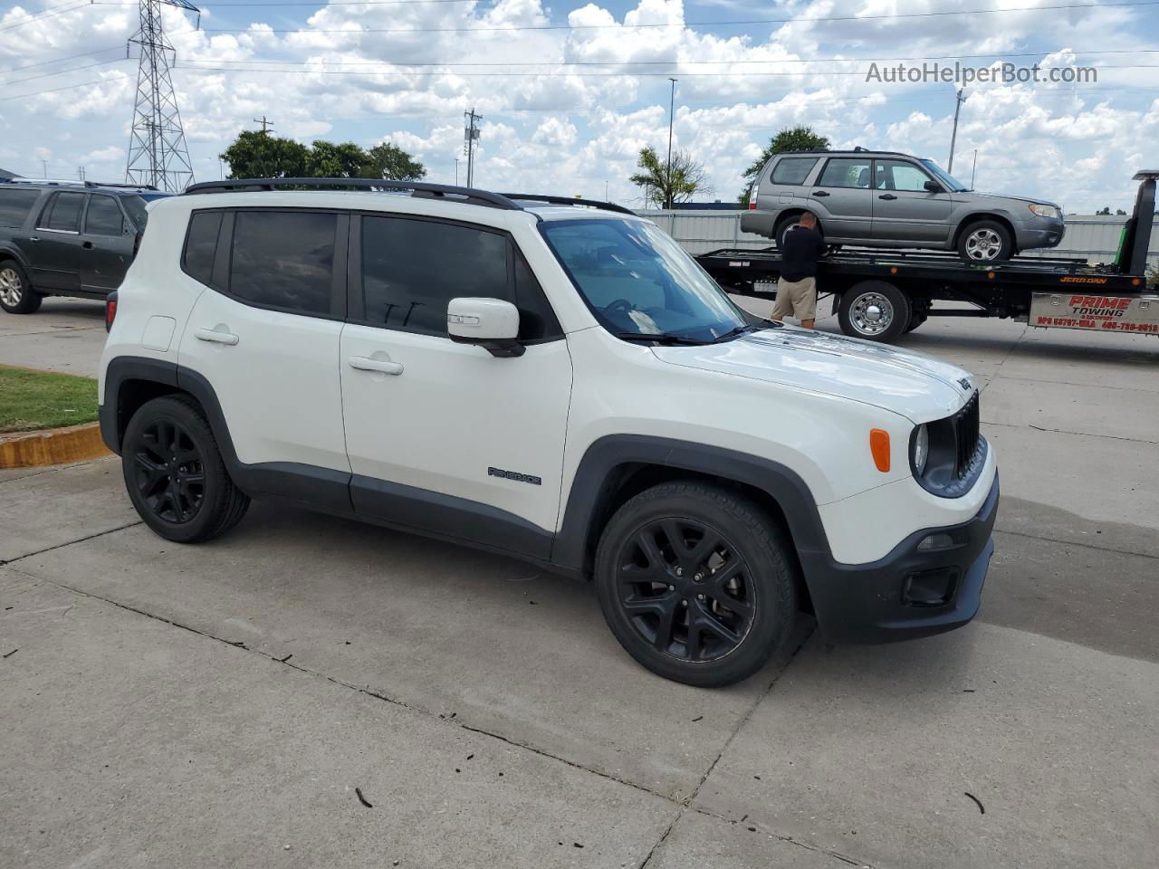 2017 Jeep Renegade Latitude White vin: ZACCJABH6HPG61766