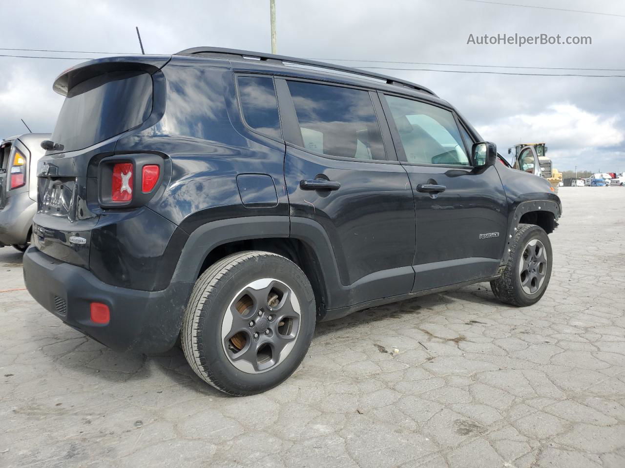 2018 Jeep Renegade Latitude Black vin: ZACCJABHXJPH47605