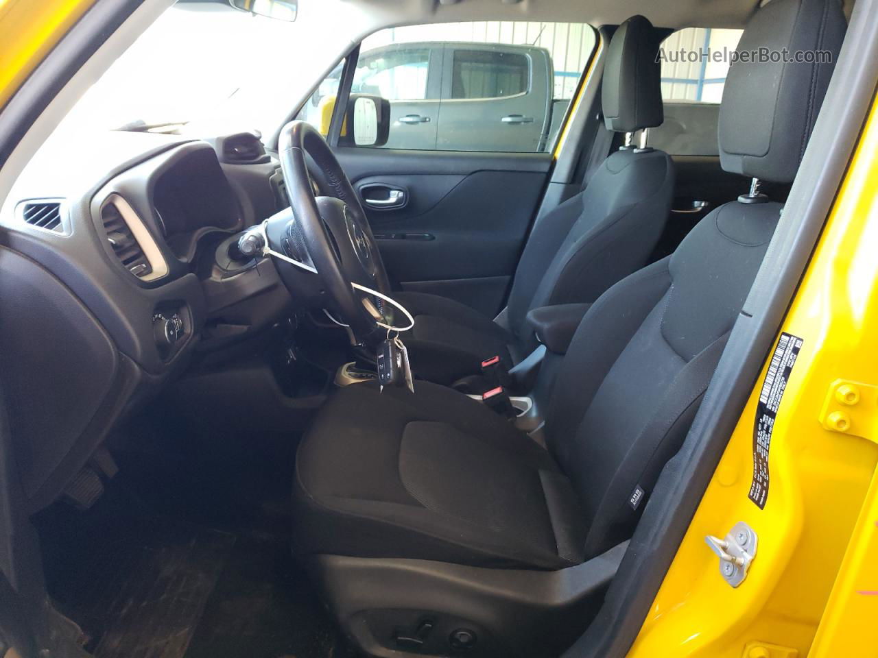 2015 Jeep Renegade Latitude Yellow vin: ZACCJABT0FPB53735