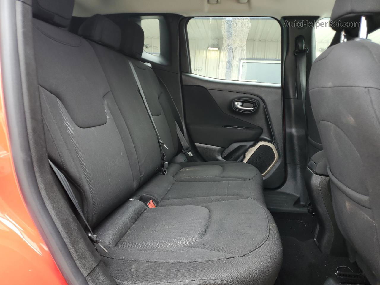 2015 Jeep Renegade Latitude Red vin: ZACCJABT0FPB59607