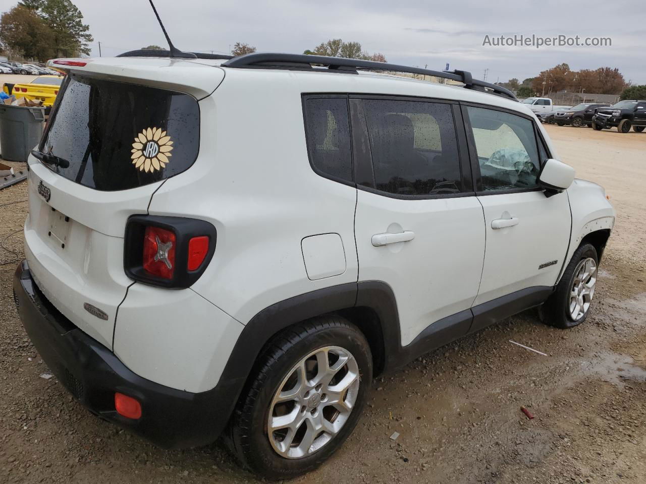 2015 Jeep Renegade Latitude Белый vin: ZACCJABT0FPB69003