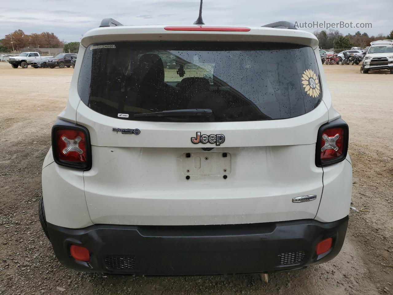 2015 Jeep Renegade Latitude Белый vin: ZACCJABT0FPB69003