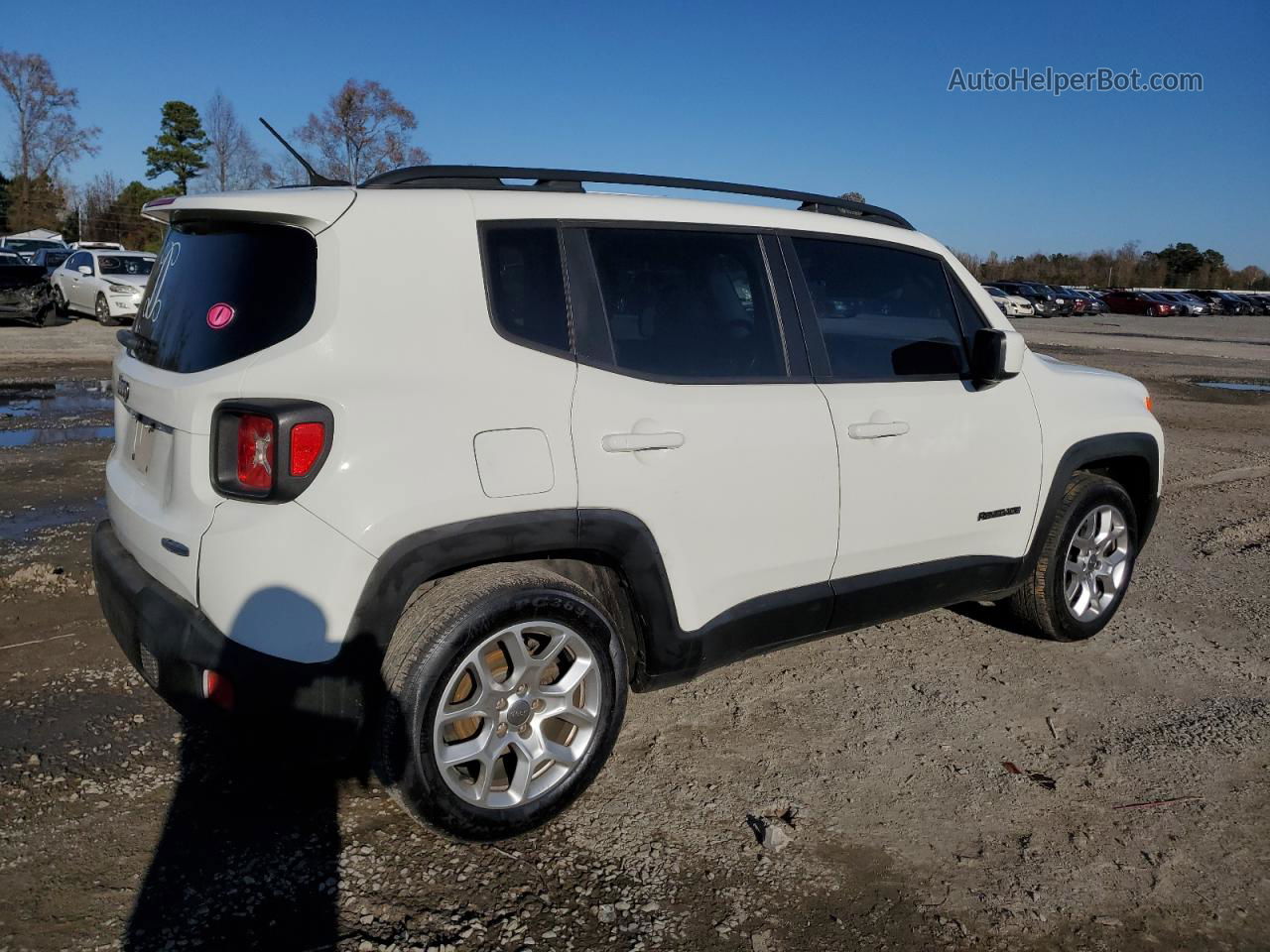 2015 Jeep Renegade Latitude Белый vin: ZACCJABT0FPB72151