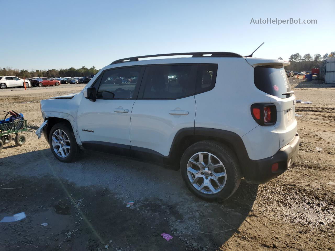 2015 Jeep Renegade Latitude White vin: ZACCJABT0FPB72151