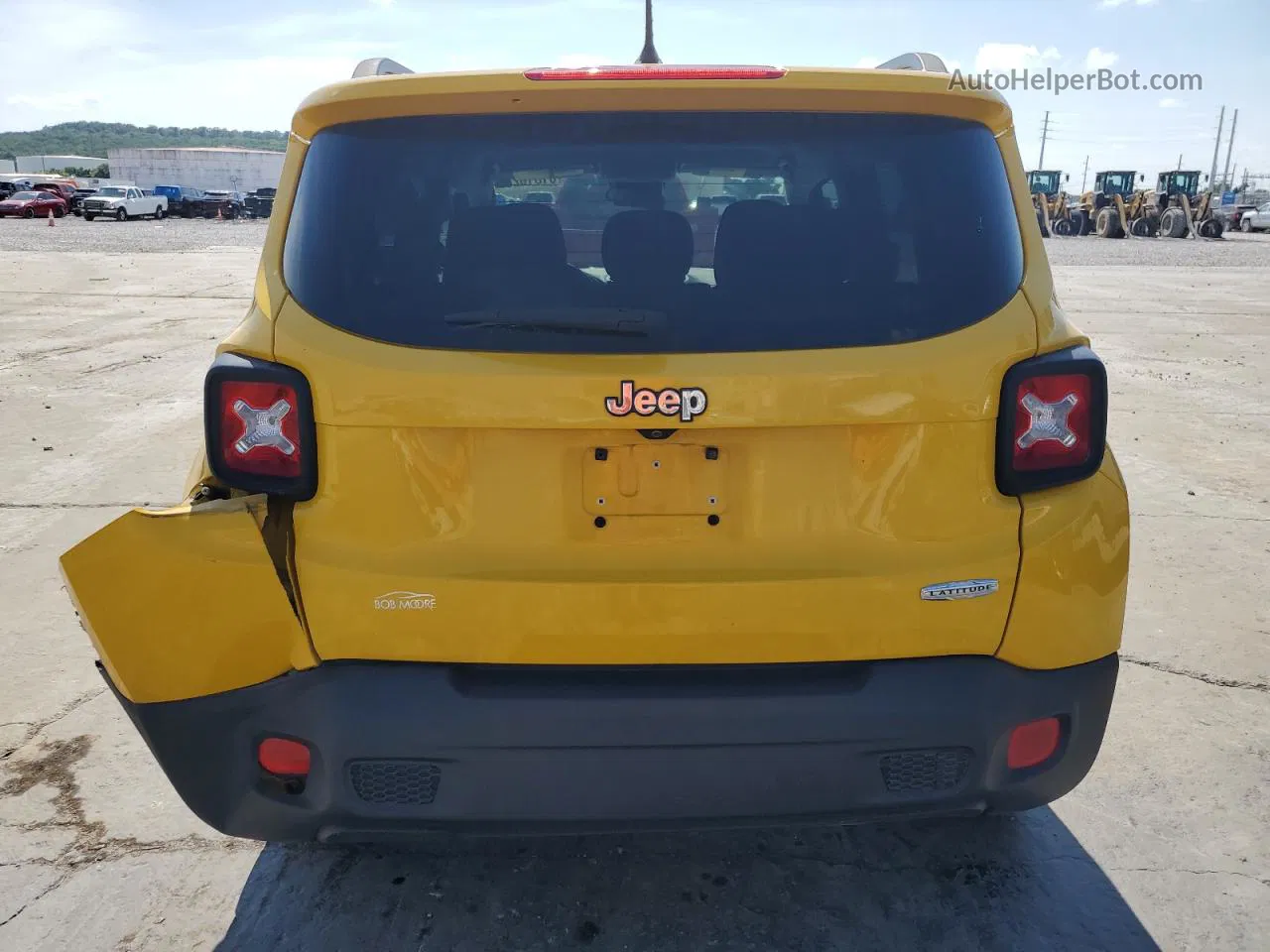 2015 Jeep Renegade Latitude Желтый vin: ZACCJABT1FPC21536